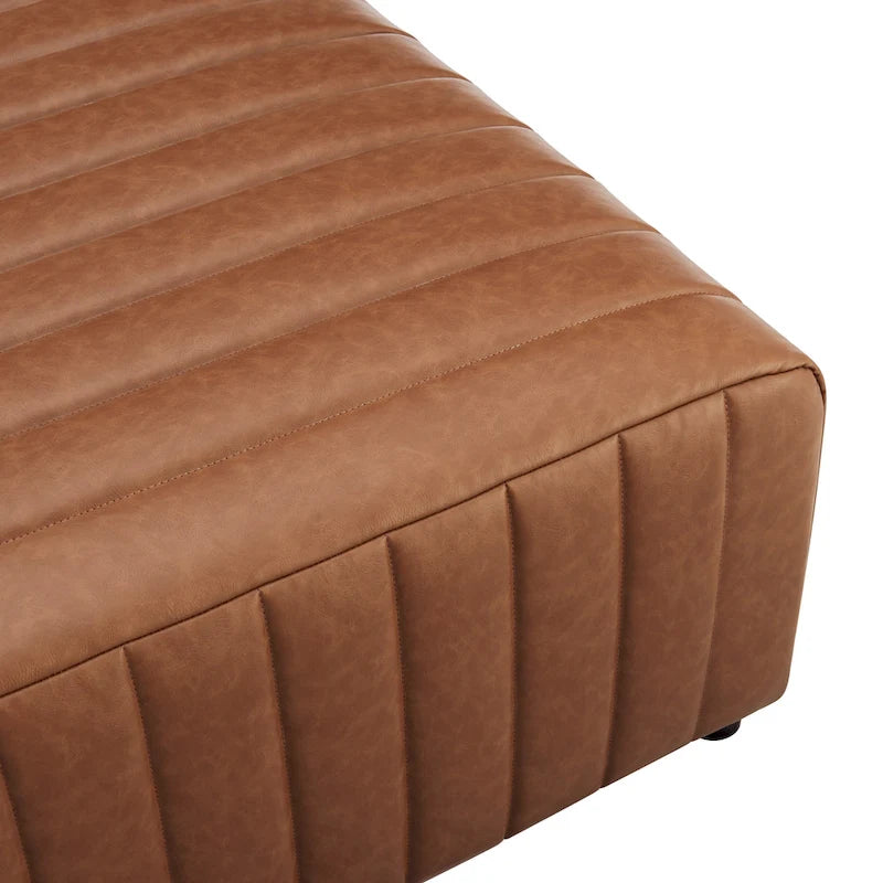Quadratischer Couchtisch/Hocker aus Kunstleder